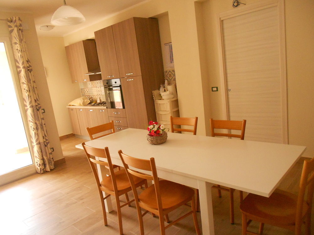 Bosco Sea Apartments Сан-Леоне Экстерьер фото