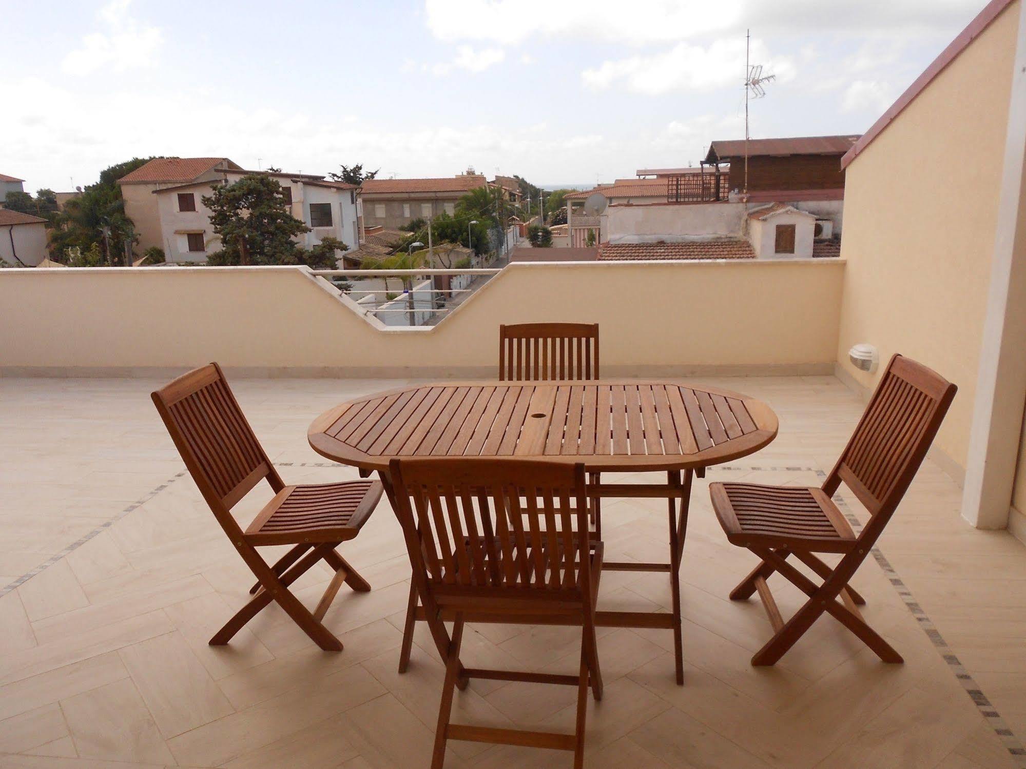 Bosco Sea Apartments Сан-Леоне Экстерьер фото